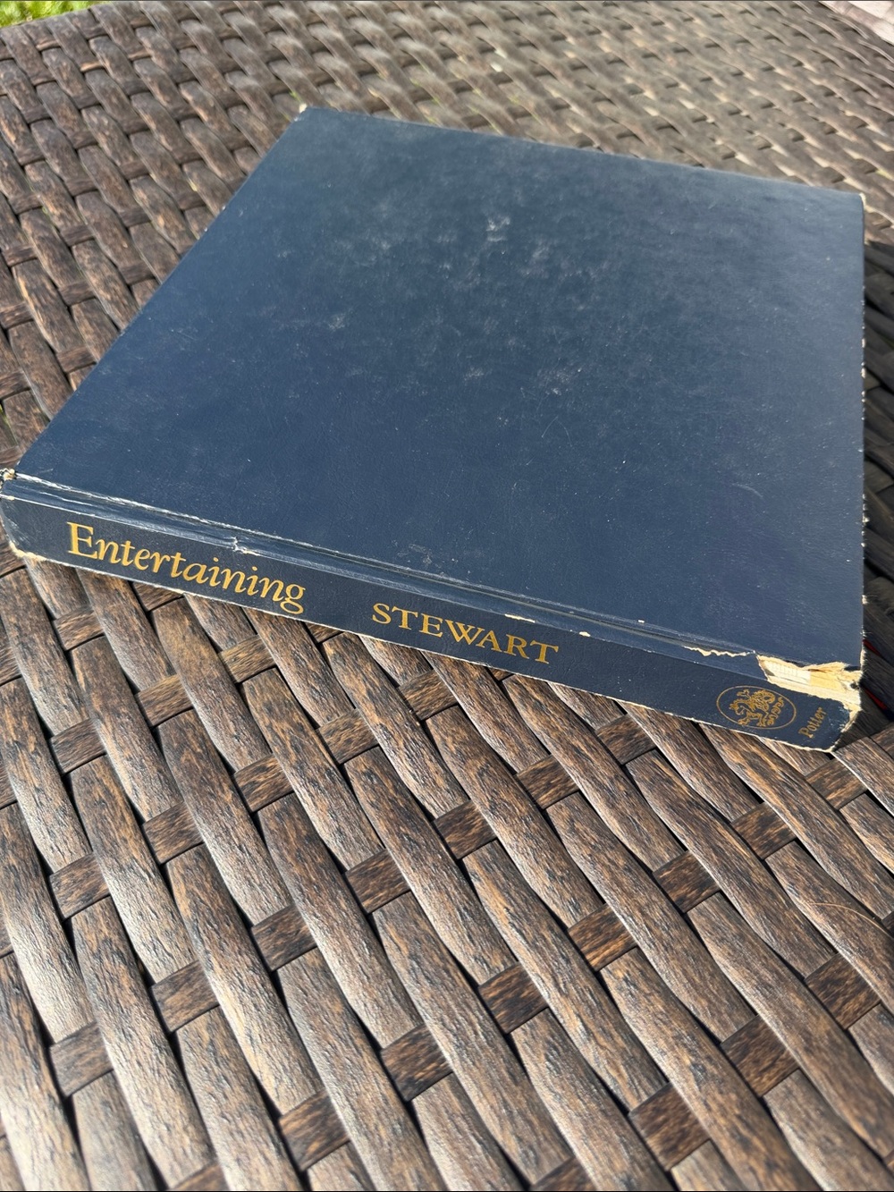 Vintage Hardcover Entertaining by Martha Stewart [rare]